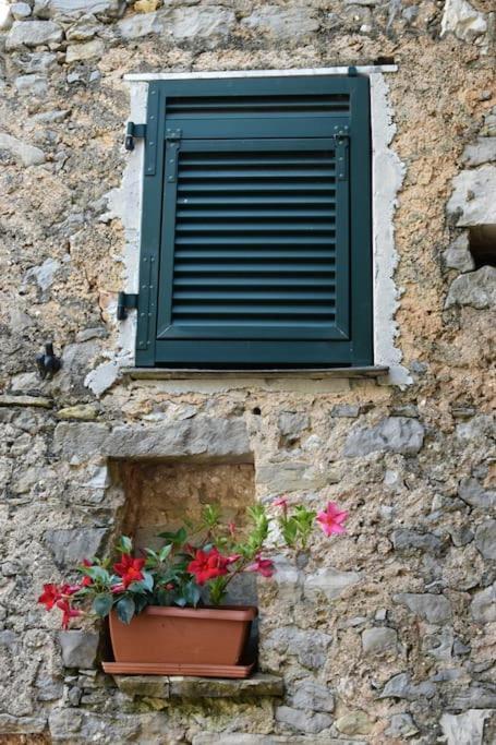 Casa Nel Borgo Antico Villa Quaratica Exterior photo