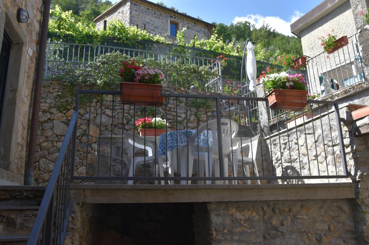 Casa Nel Borgo Antico Villa Quaratica Exterior photo